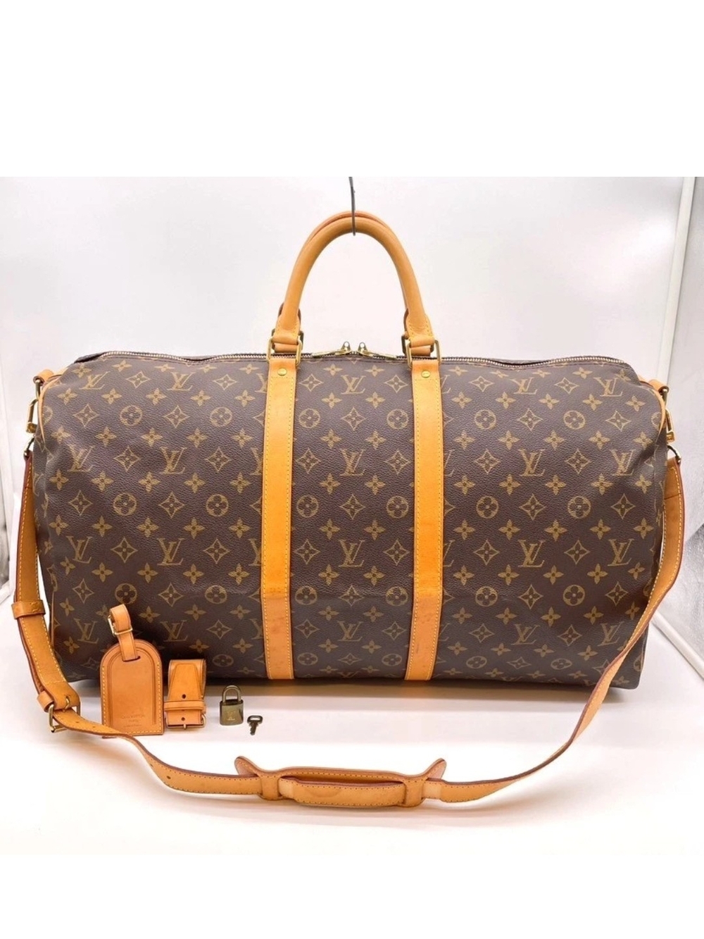 Louis Vuitton Keepall Bandoulière 55 Monogram Duffle Bag